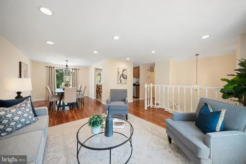 $525,000 | 19517 Laguna Drive, Gaithersburg, MD 20879