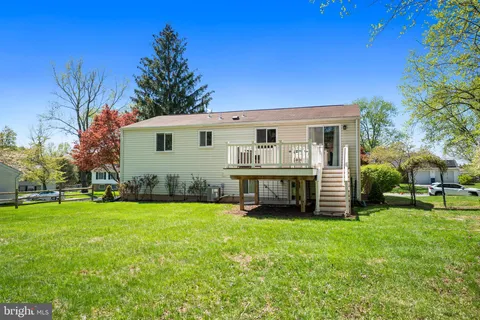 $525,000 | 19517 Laguna Drive, Gaithersburg, MD 20879