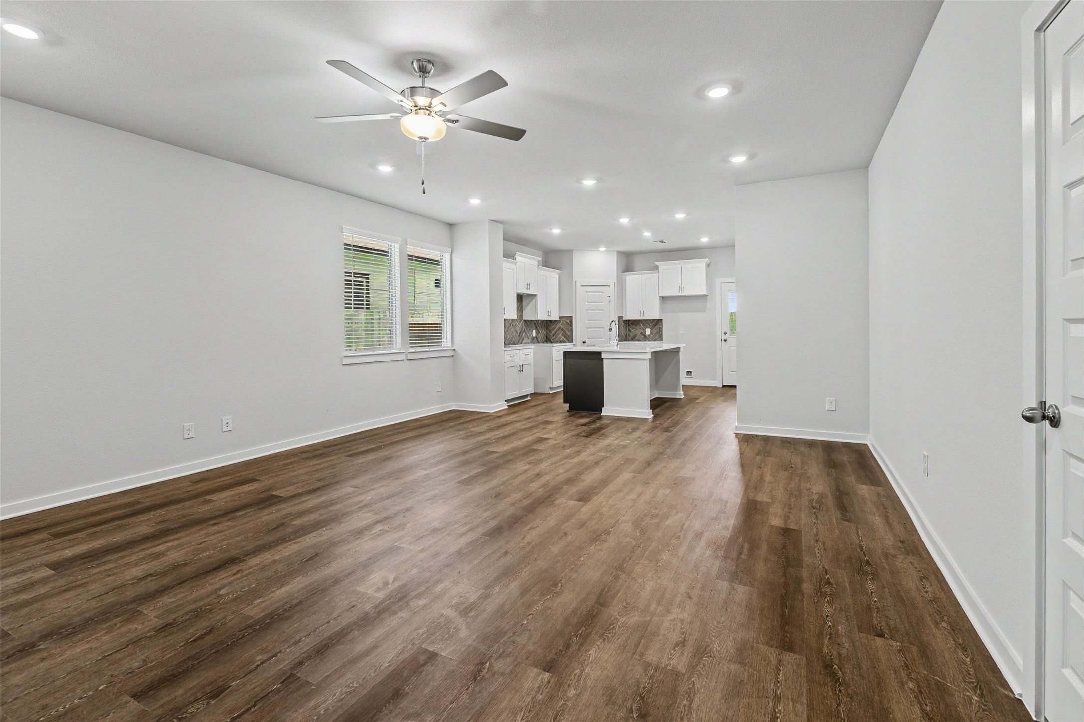 6423 Bolinas Court Rosharon, TX 77583 - Photo 6 of 39 a view of kitchen with sink and wooden floor