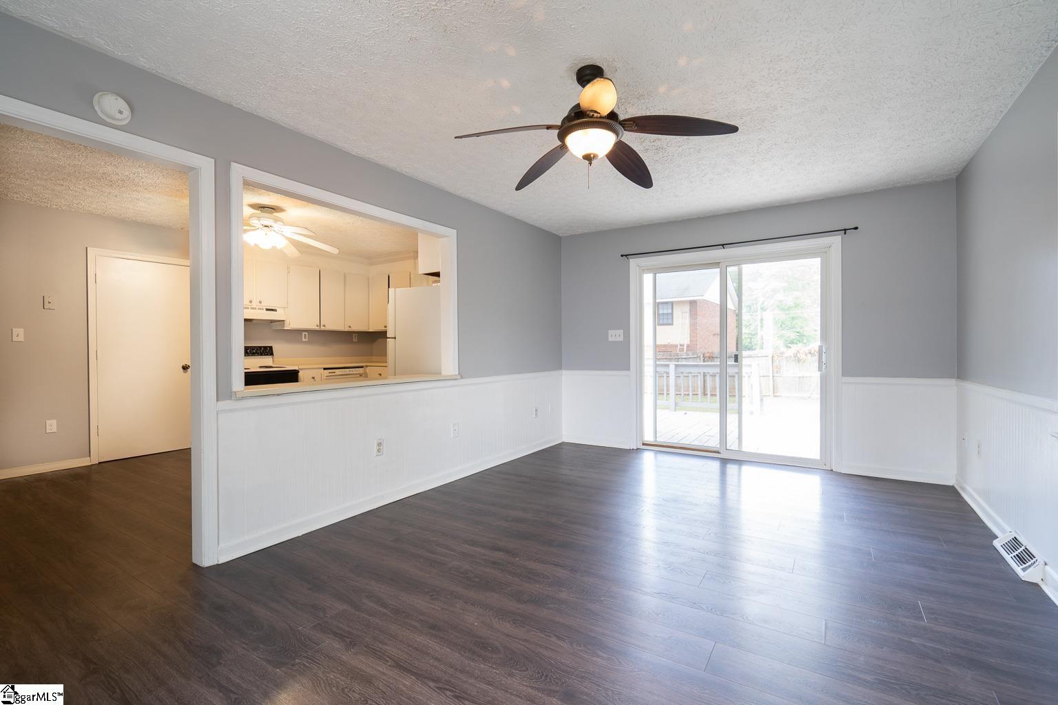 202 Evergreen Street Easley, SC 29642 - Photo 4 of 24