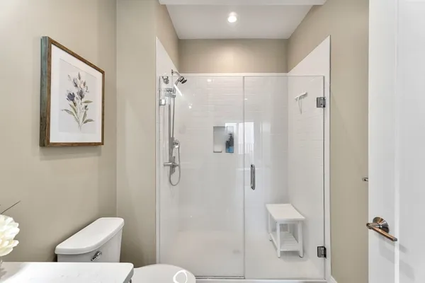 $3,450 | 1457 A Tremont Street, Unit 207, Boston, MA 02120