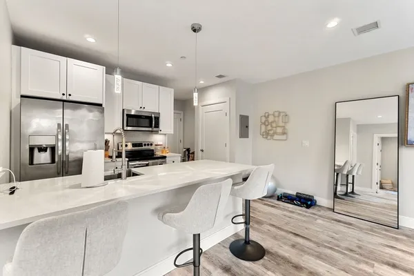 $3,450 | 1457 A Tremont Street, Unit 207, Boston, MA 02120