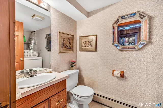 $699,900 | 5695 Main Street, Stratford, CT 06614