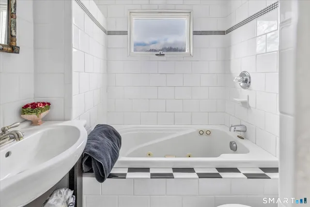 $699,900 | 5695 Main Street, Stratford, CT 06614