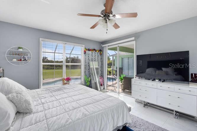 1905 Palm View Road Sarasota, FL 34240 - Photo 14 of 26 Gallery Image 14
