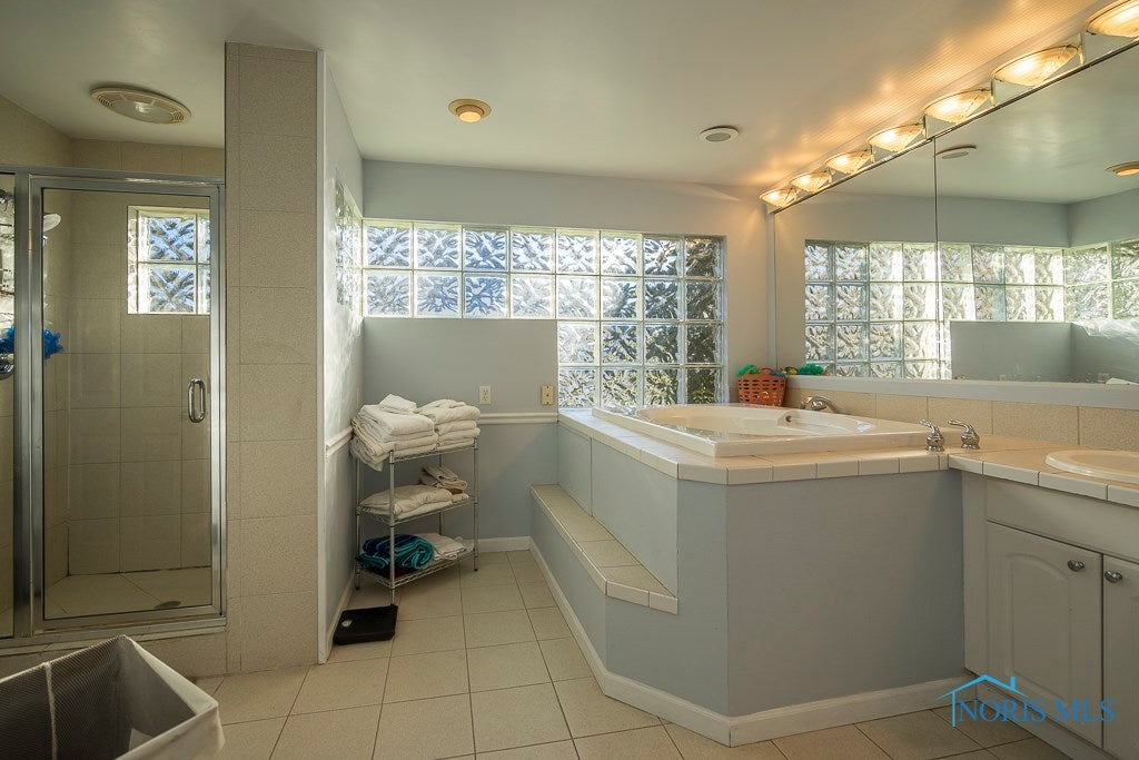 4316 Sheraton Road Toledo, OH 43615 - Photo 18 of 28 Gallery Image 18