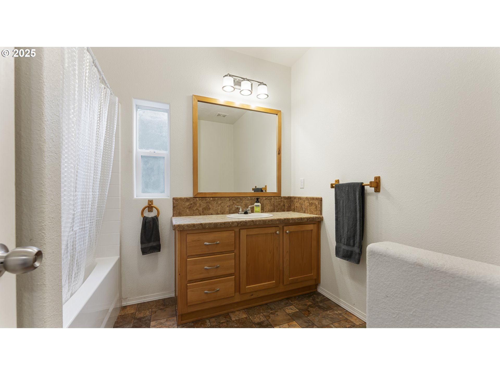 58004 Seven Devils Road Bandon, OR 97411 - Photo 17 of 42 Gallery Image 17