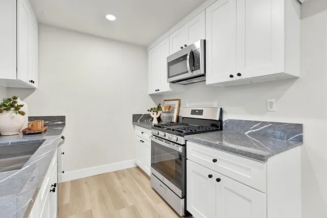 $319,900 | 4676 East Orleans Avenue, Fresno, CA 93702