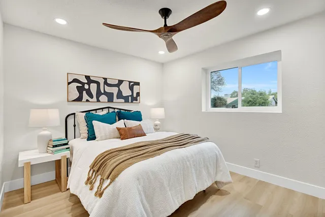 $319,900 | 4676 East Orleans Avenue, Fresno, CA 93702