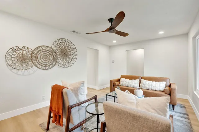 $319,900 | 4676 East Orleans Avenue, Fresno, CA 93702