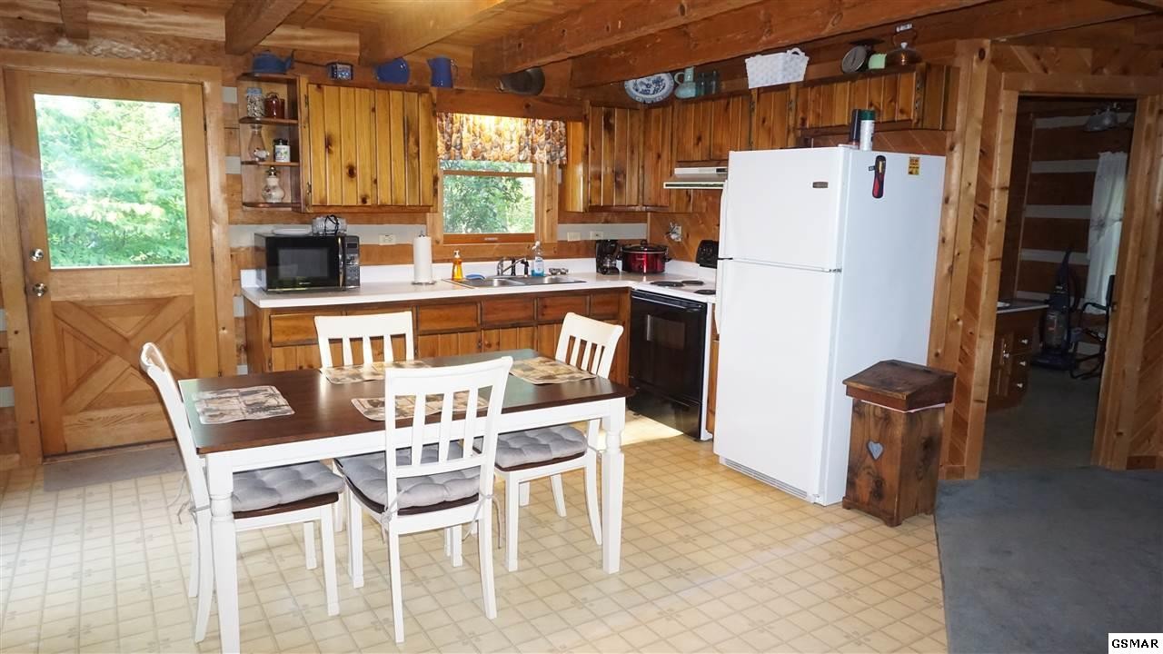 2214 Red Bud Road Sevierville, TN 37876 - Photo 9 of 36 Gallery Image 9