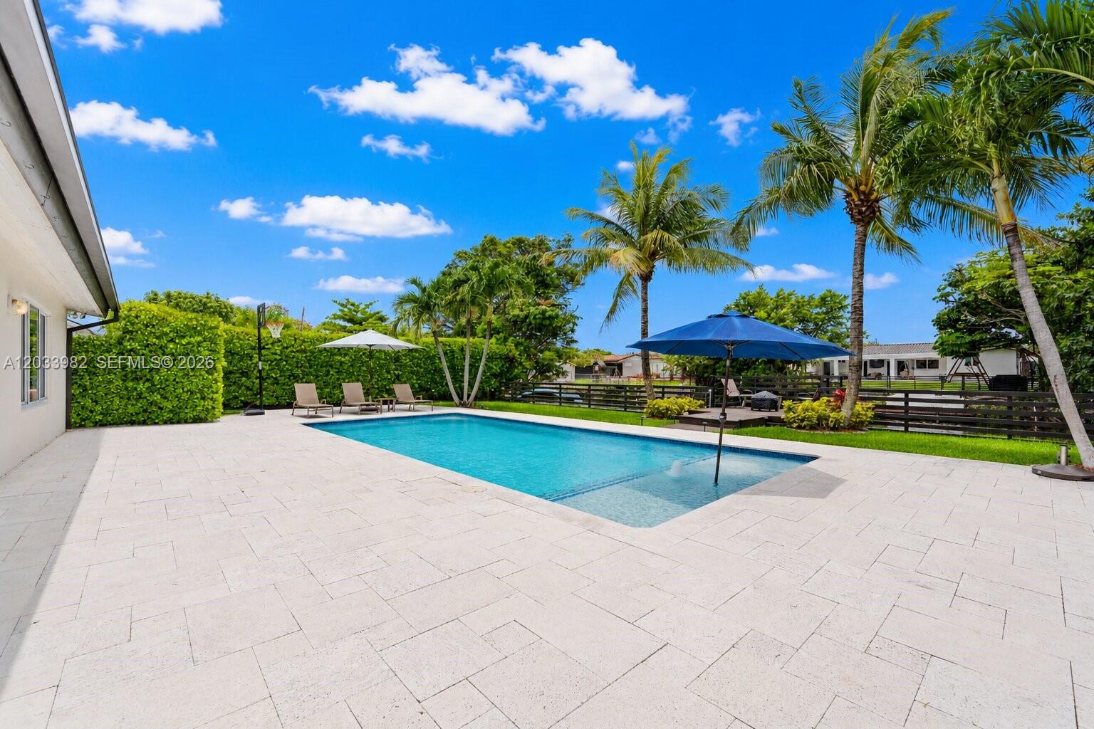 9780 Southwest 19th Street Miami, FL 33165 - Photo 23 of 34