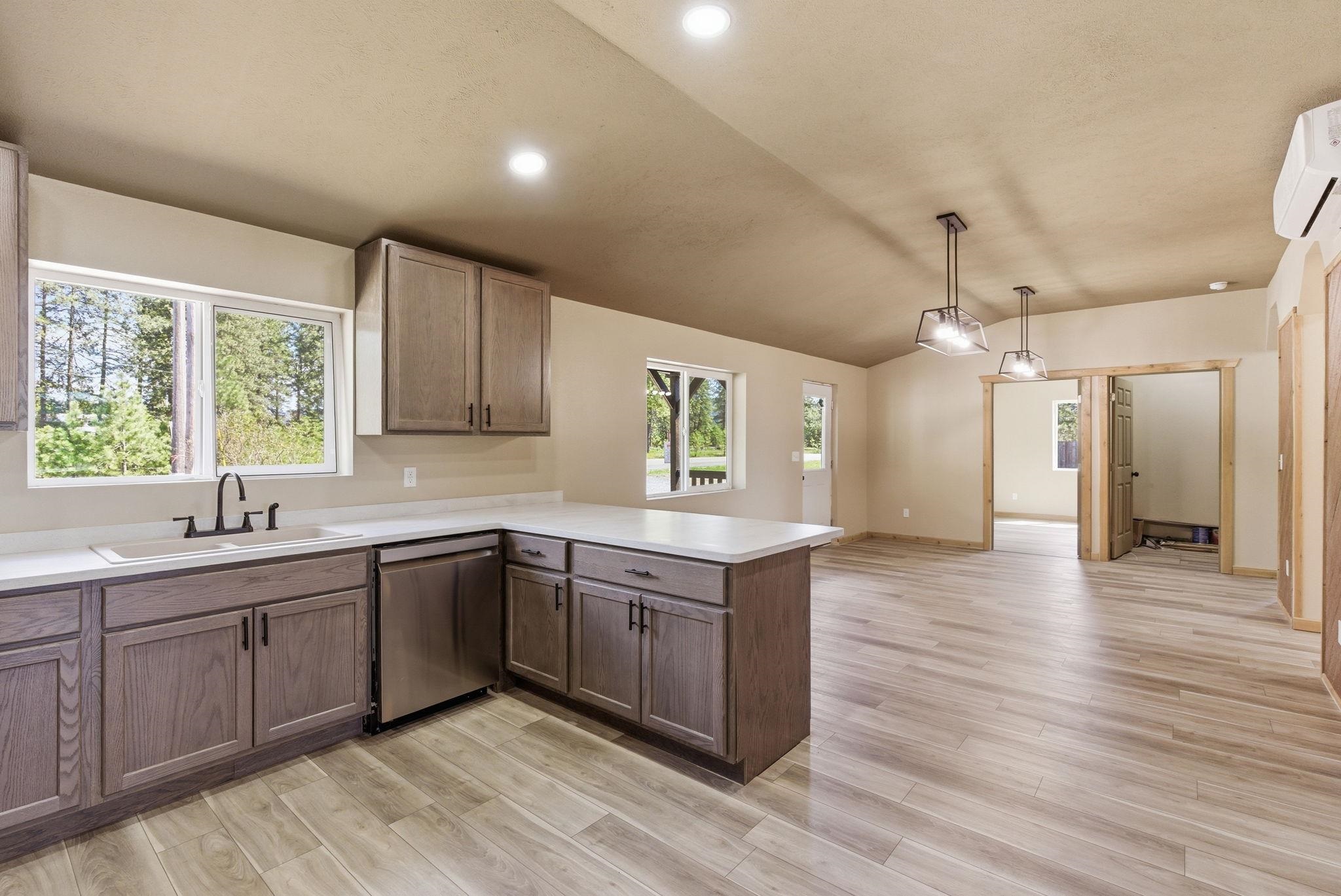 4250 Highway 231 Springdale, WA 99173 - Photo 8 of 36