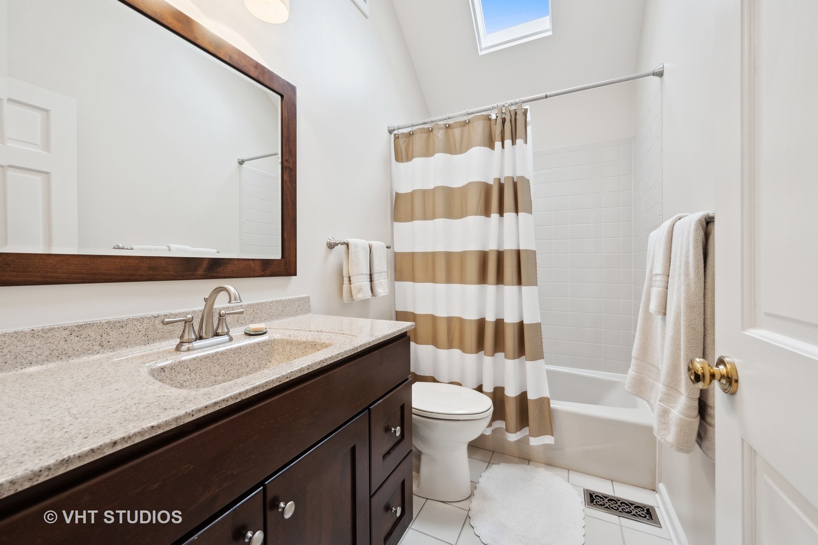 2328 Snapdragon Road Naperville, IL 60564 - Photo 26 of 41 Gallery Image 26