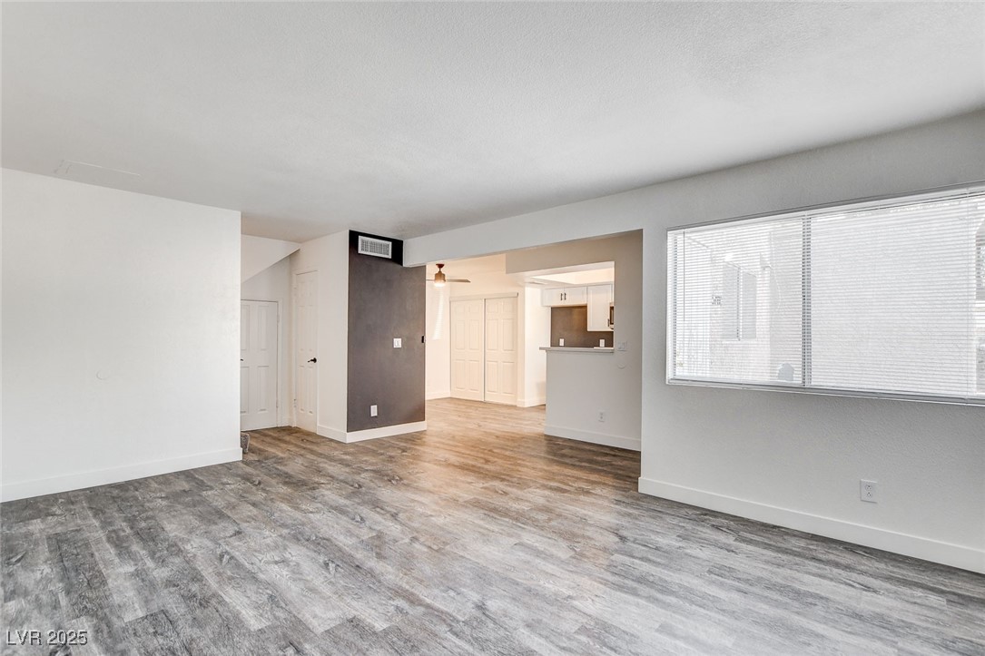 578 Roxella Lane, Unit C Las Vegas, NV 89110 - Photo 5 of 30 Gallery Image 5