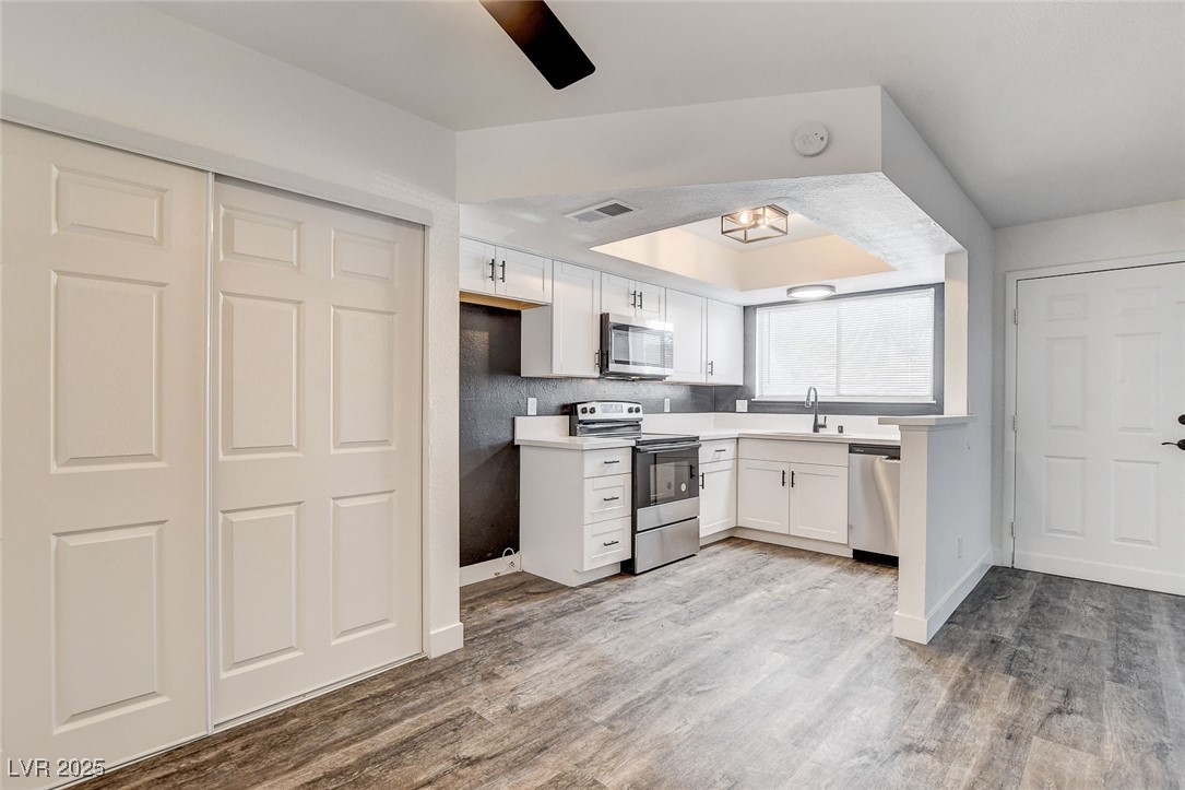 578 Roxella Lane, Unit C Las Vegas, NV 89110 - Photo 7 of 30 Gallery Image 7