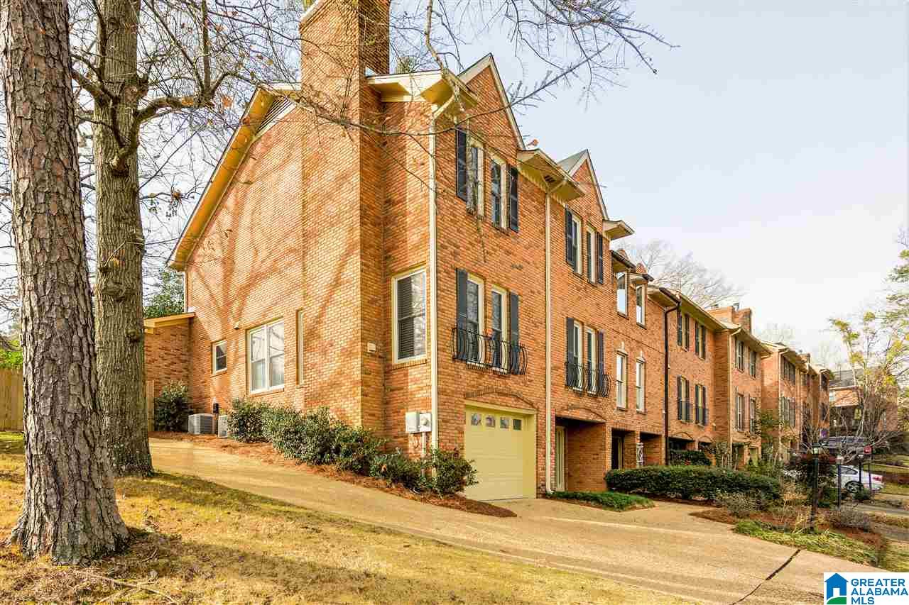3715 Richelieu Drive Birmingham, AL 35216 - Photo 2 of 40