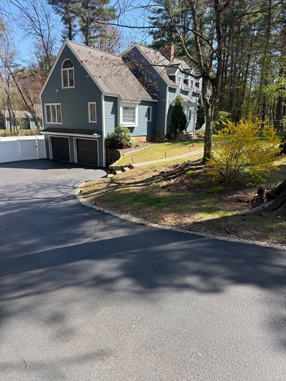 31 Webb Street Middleton, MA 01949 - Photo 2 of 40 Gallery Image 2