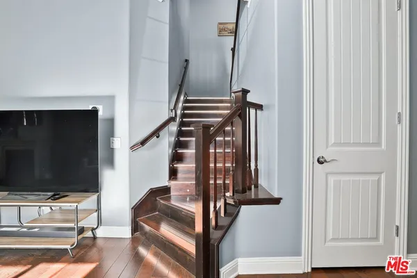 $4,500 | 11507 Verona Drive, Unit U, Chatsworth, CA 91311