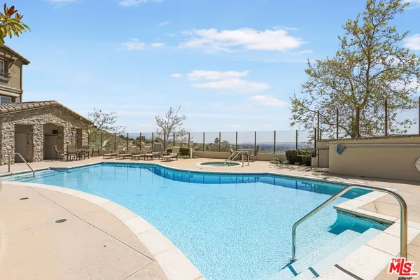 $4,500 | 11507 Verona Drive, Unit U, Chatsworth, CA 91311