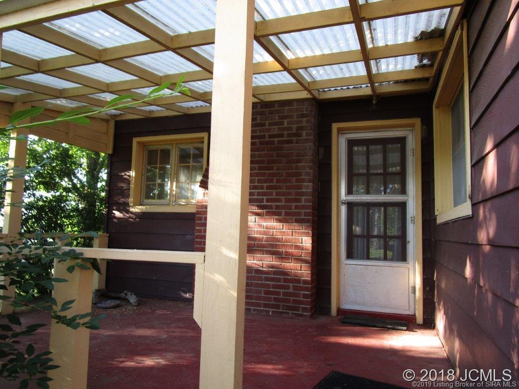 166 South Main Cross Street Hanover, IN 47243 - Photo 8 of 14 Gallery Image 8