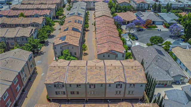 $699,999 | 14120 Willow Lane, Van Nuys, CA 91405