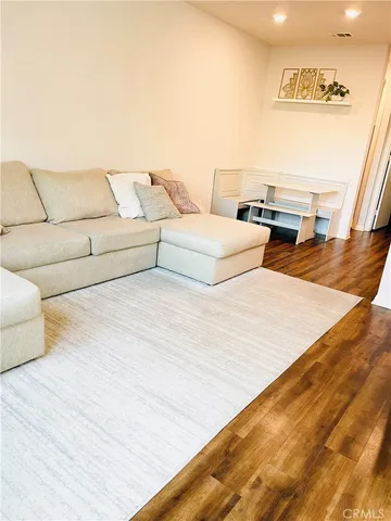 $699,999 | 14120 Willow Lane, Van Nuys, CA 91405