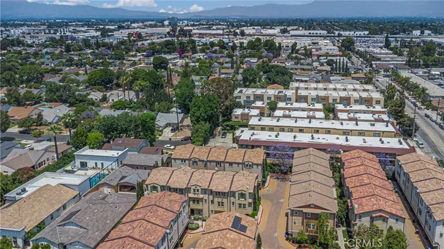 $699,999 | 14120 Willow Lane, Van Nuys, CA 91405