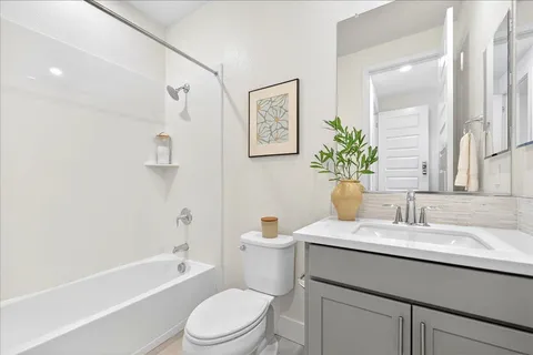 $1,198,000 | 1340 Civic Center Drive, Unit 4, Santa Clara, CA 95050