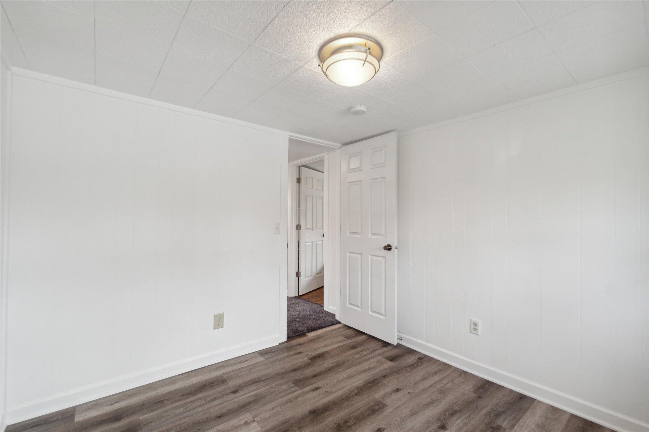 1399 South Genesee Road Burton, MI 48509 - Photo 24 of 34 29-1399-S-Genesee-Rd-Burton-MI-48509-Win