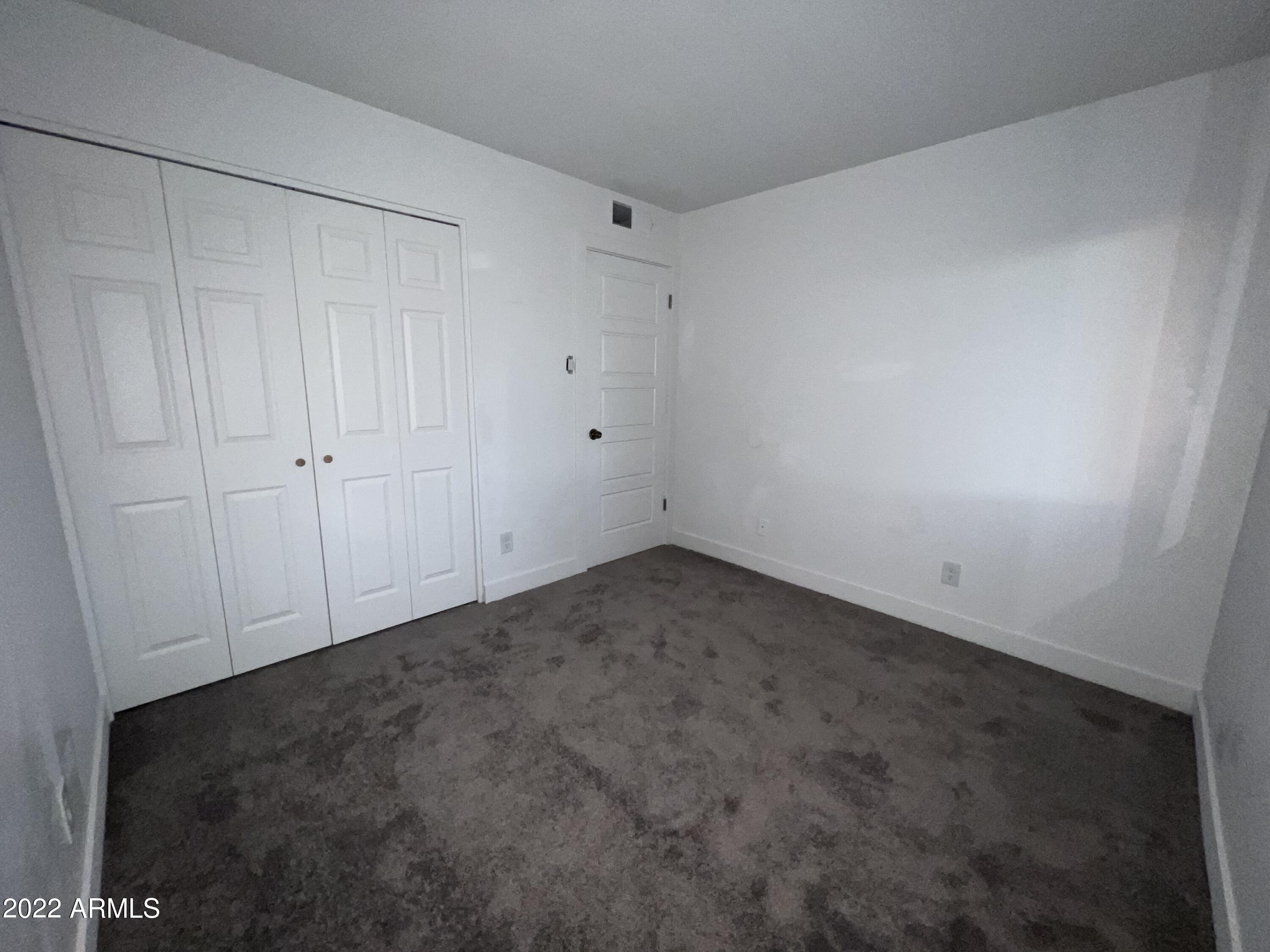 4626 East Pecan Road Phoenix, AZ 85040 - Photo 12 of 38 BEB74A52-498D-4834-9478-024D6A5E73A2