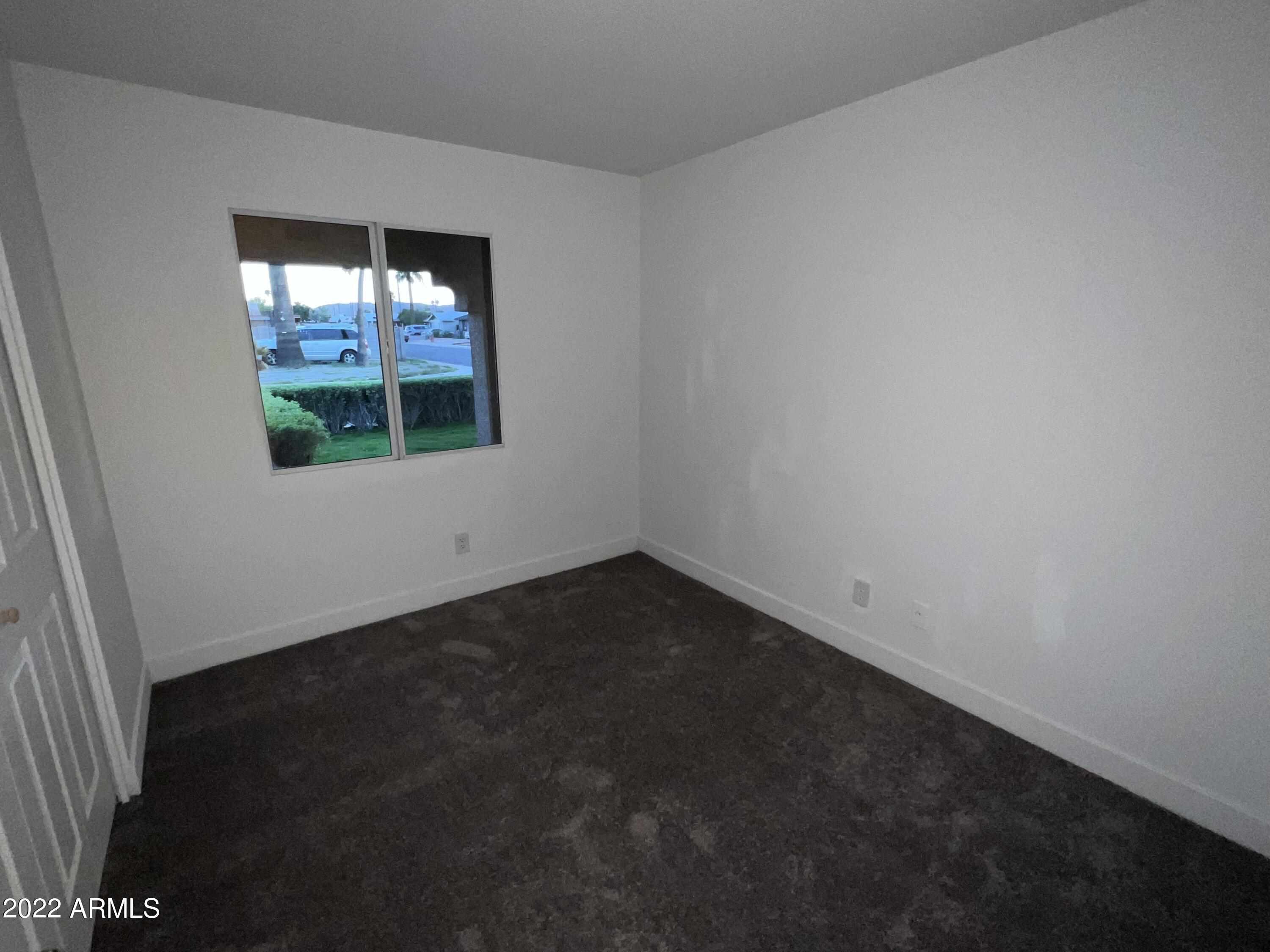 4626 East Pecan Road Phoenix, AZ 85040 - Photo 15 of 38 9E3882C9-3C92-40AE-A564-6EE95537434F