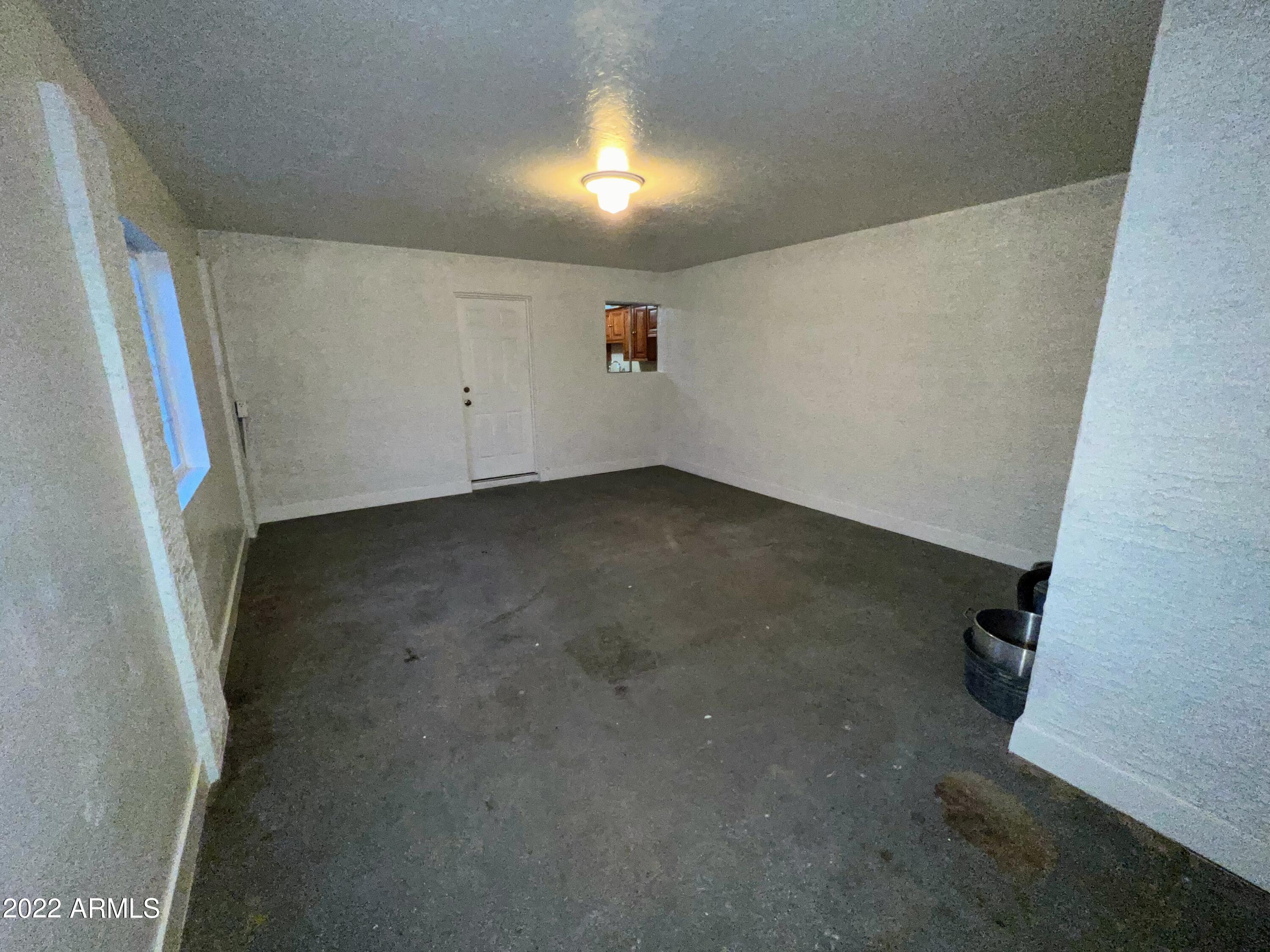 4626 East Pecan Road Phoenix, AZ 85040 - Photo 30 of 38 IMG_5695