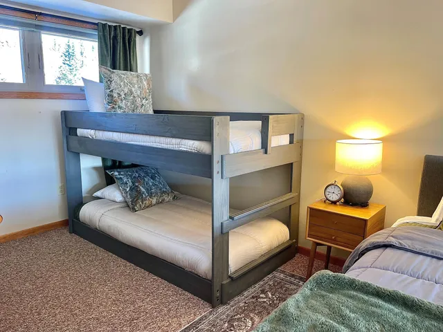 $309,900 | 132 Bridge Run Lane, Unit B, Lutsen, MN 55612