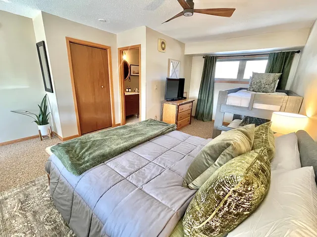 $309,900 | 132 Bridge Run Lane, Unit B, Lutsen, MN 55612