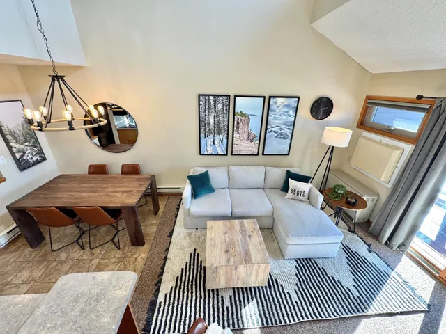 $309,900 | 132 Bridge Run Lane, Unit B, Lutsen, MN 55612