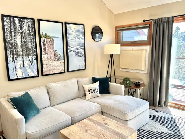 $309,900 | 132 Bridge Run Lane, Unit B, Lutsen, MN 55612