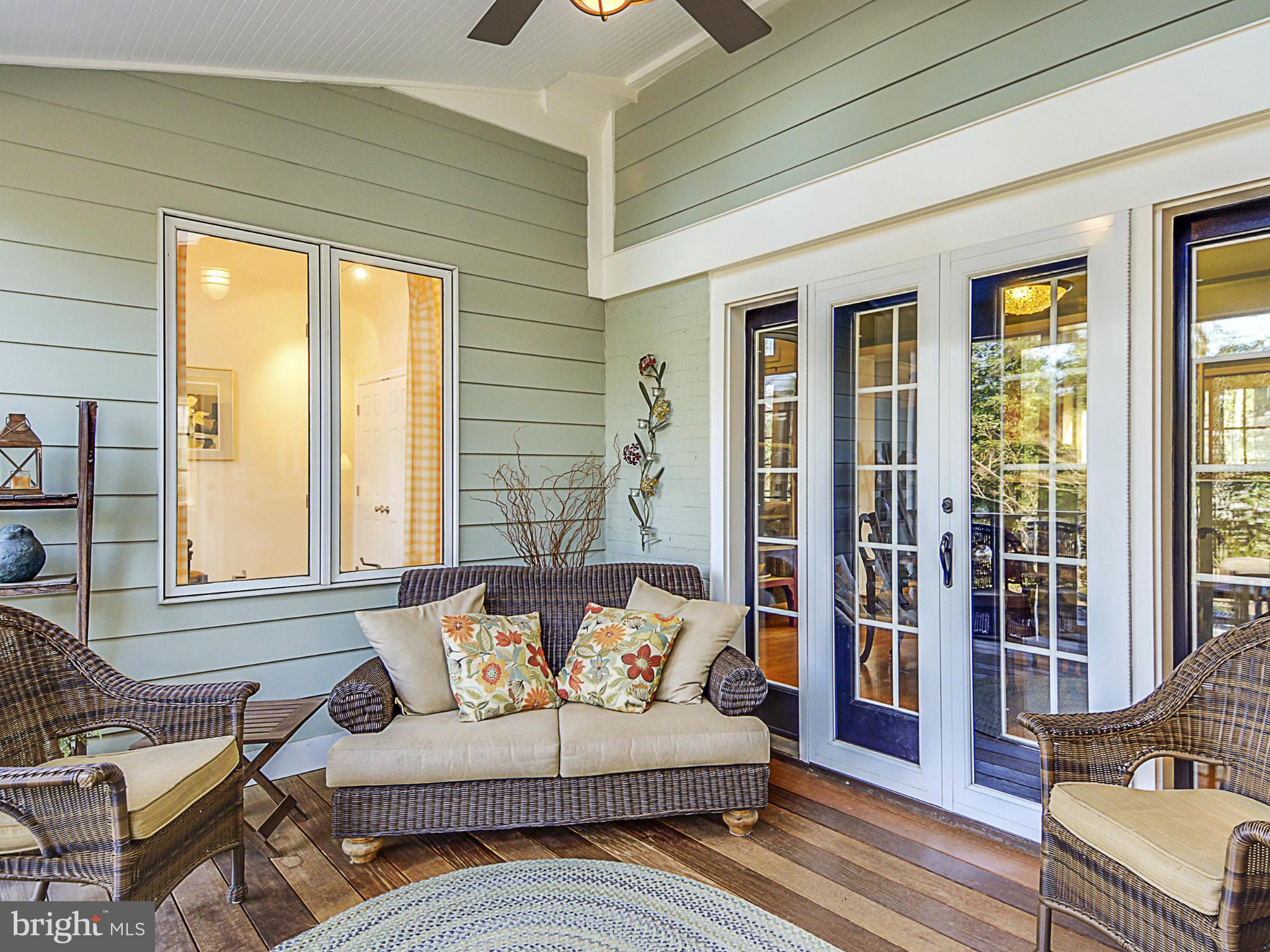 3116 Circle Hill Road Alexandria, VA 22305 - Photo 14 of 29 Screened Porch