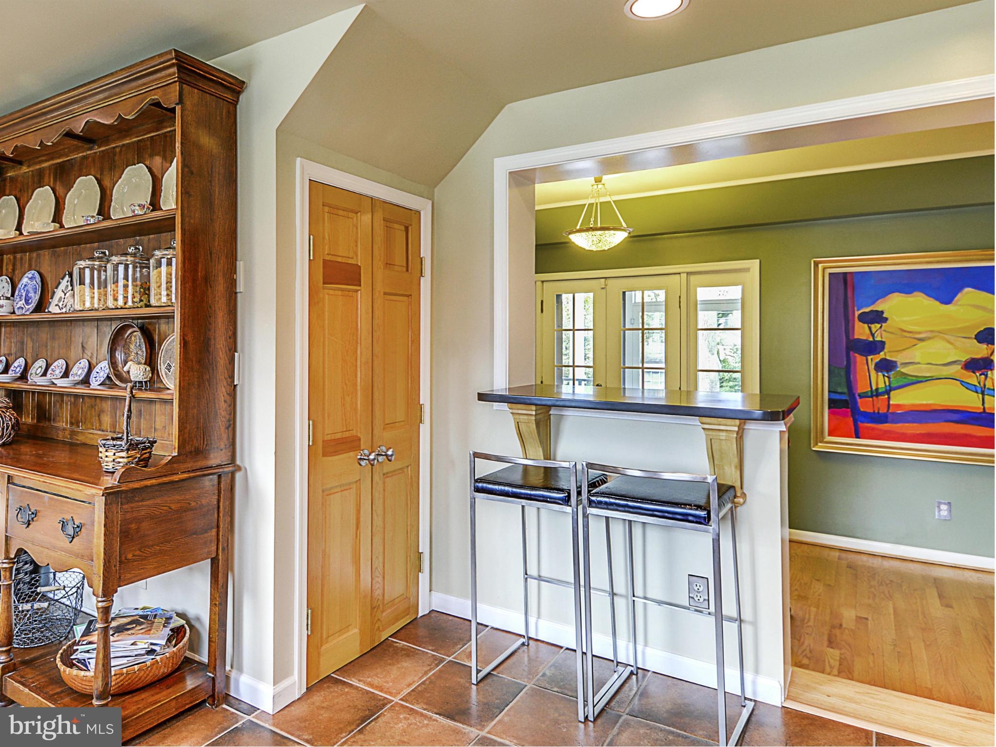 3116 Circle Hill Road Alexandria, VA 22305 - Photo 9 of 29 Kitchen
