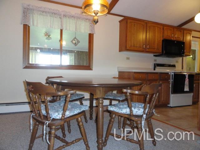 18 8th Street L'Anse, MI 49946 - Photo 8 of 25