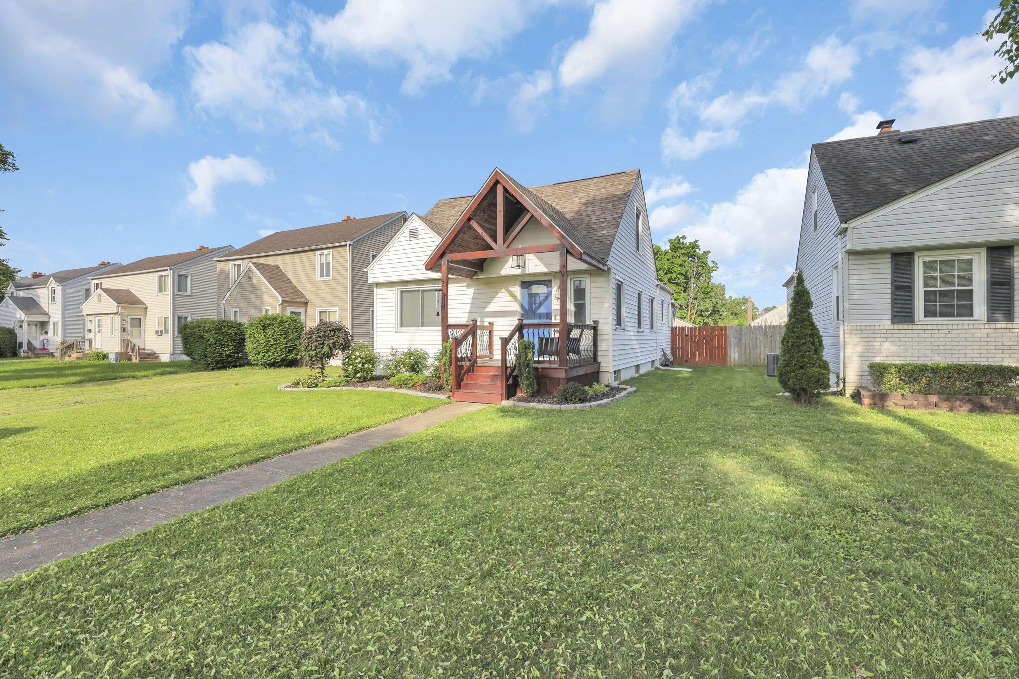 892 Wiltshire Road Columbus, OH 43204 - Photo 34 of 34 Addt'l Front 3
