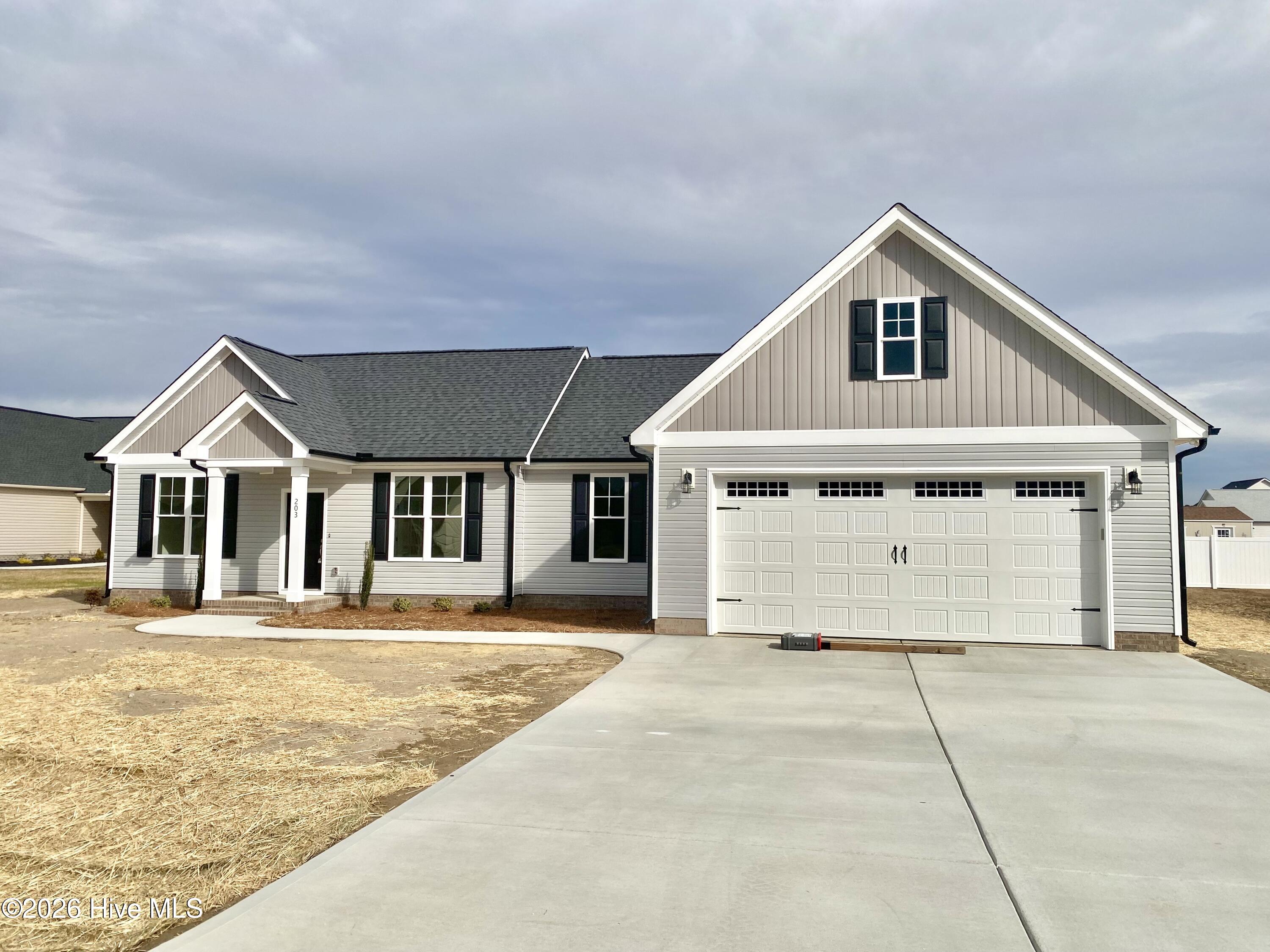 203 Rae Drive Pikeville, NC 27863 - Photo 3 of 39 IMG_5604