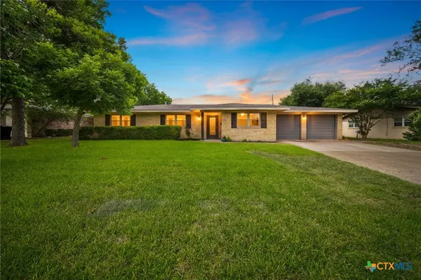 $220,000 | 111 West Welton Avenue, Temple, TX 76501