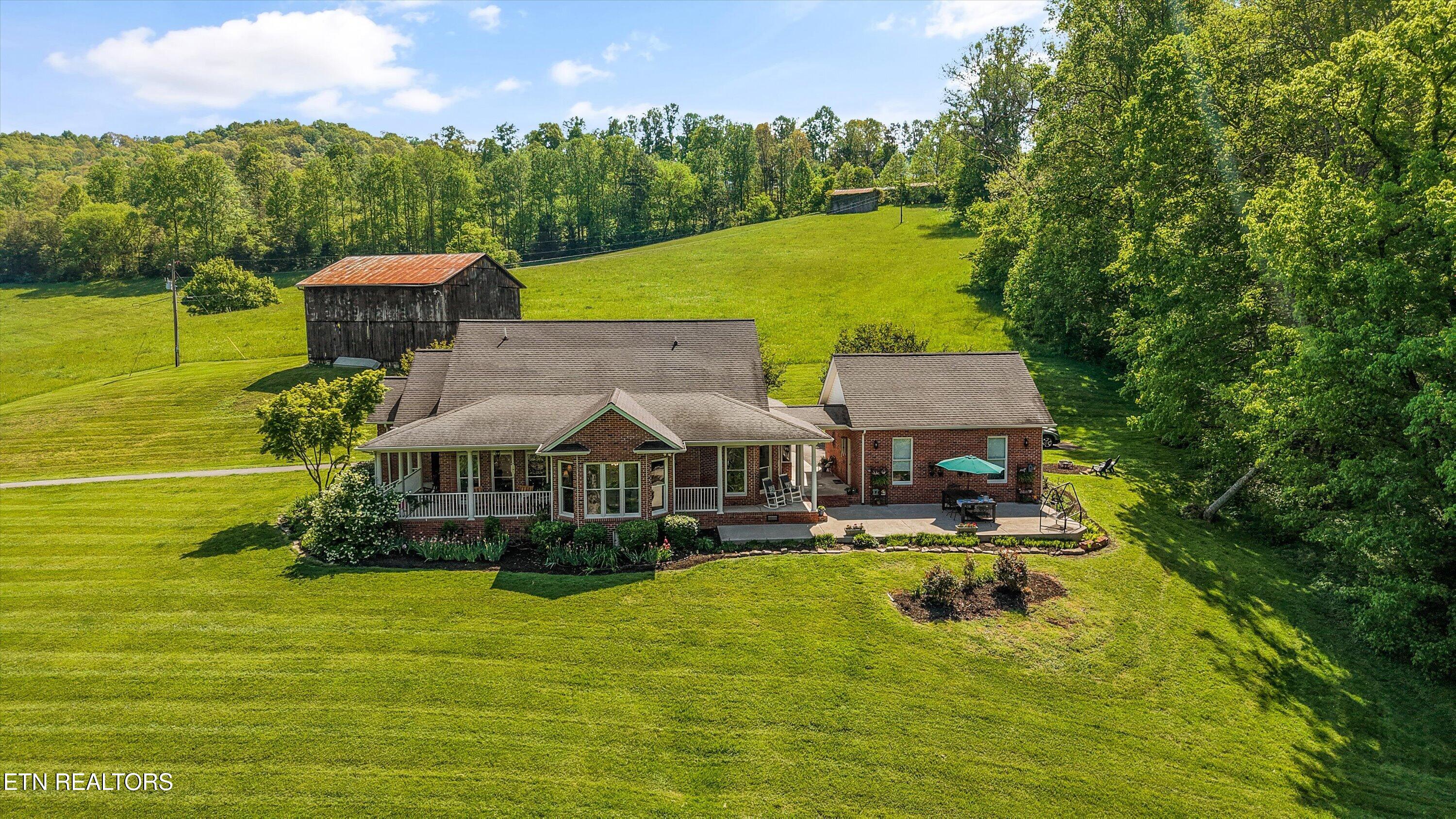 4151 Cave Springs Road Tazewell, TN 37879 - Photo 24 of 48 E9812935-E1F4-4C6F-8DA6-AABBB330B005