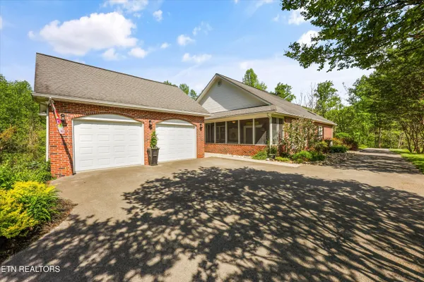 $1,149,500 | 4151 Cave Springs Road, Tazewell, TN 37879