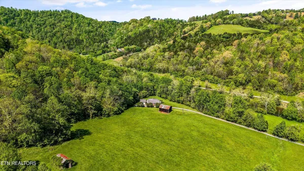 $1,149,500 | 4151 Cave Springs Road, Tazewell, TN 37879