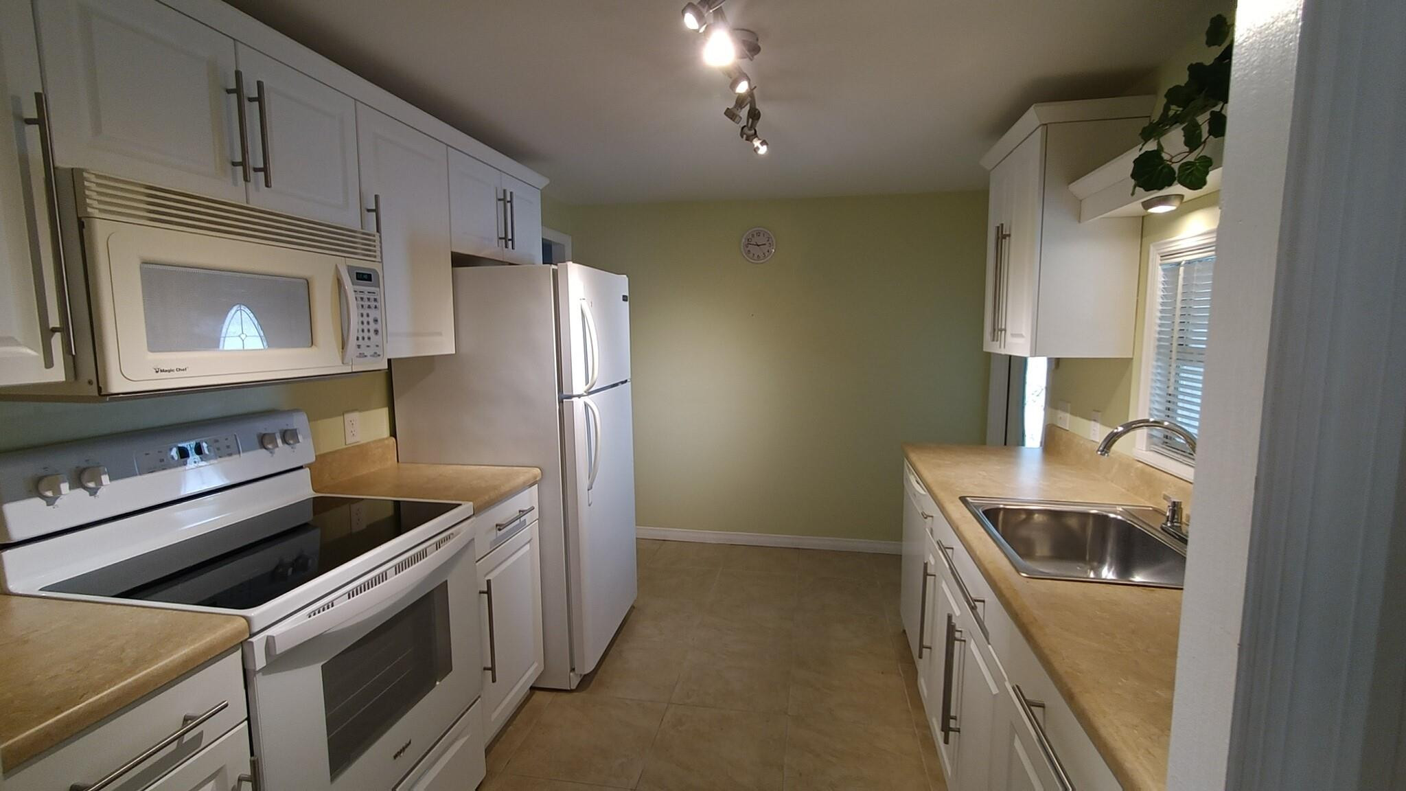 8128 South Street Boca Raton, FL 33433 - Photo 13 of 34 Photo 13