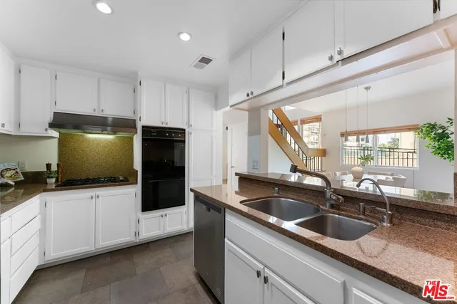 $998,000 | 1103 South Westgate Avenue, Unit 1, Los Angeles, CA 90049