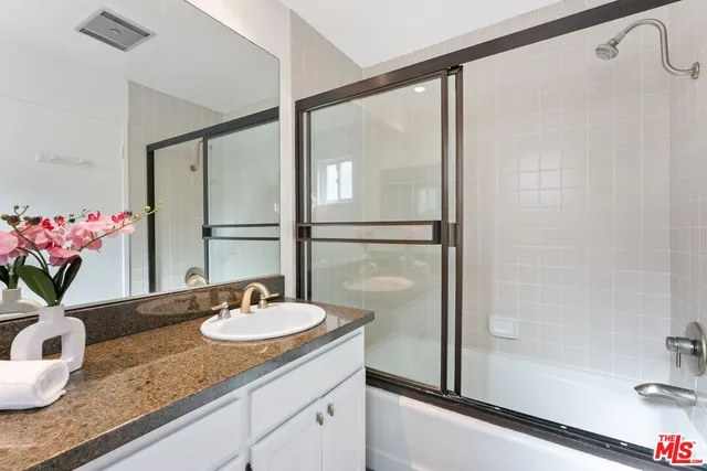 $998,000 | 1103 South Westgate Avenue, Unit 1, Los Angeles, CA 90049