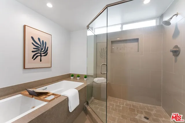 $998,000 | 1103 South Westgate Avenue, Unit 1, Los Angeles, CA 90049